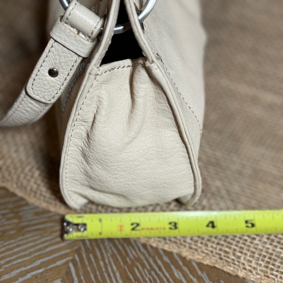 Alfani Cream Leather Shoulder Bag with Magnetic Closure - Picture 8 of 12